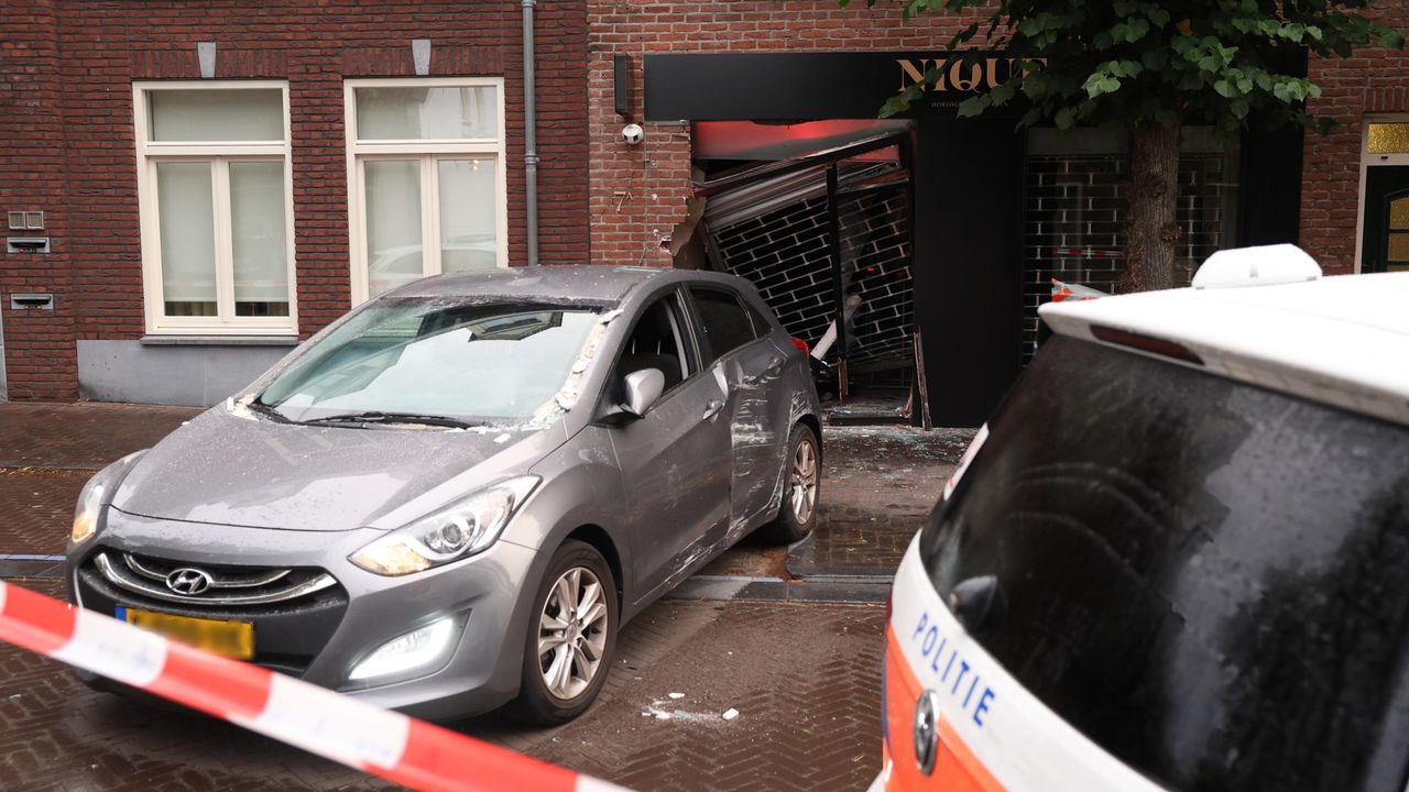 Ramkraak in Son en Breugel; daders stelen auto in Eindhoven