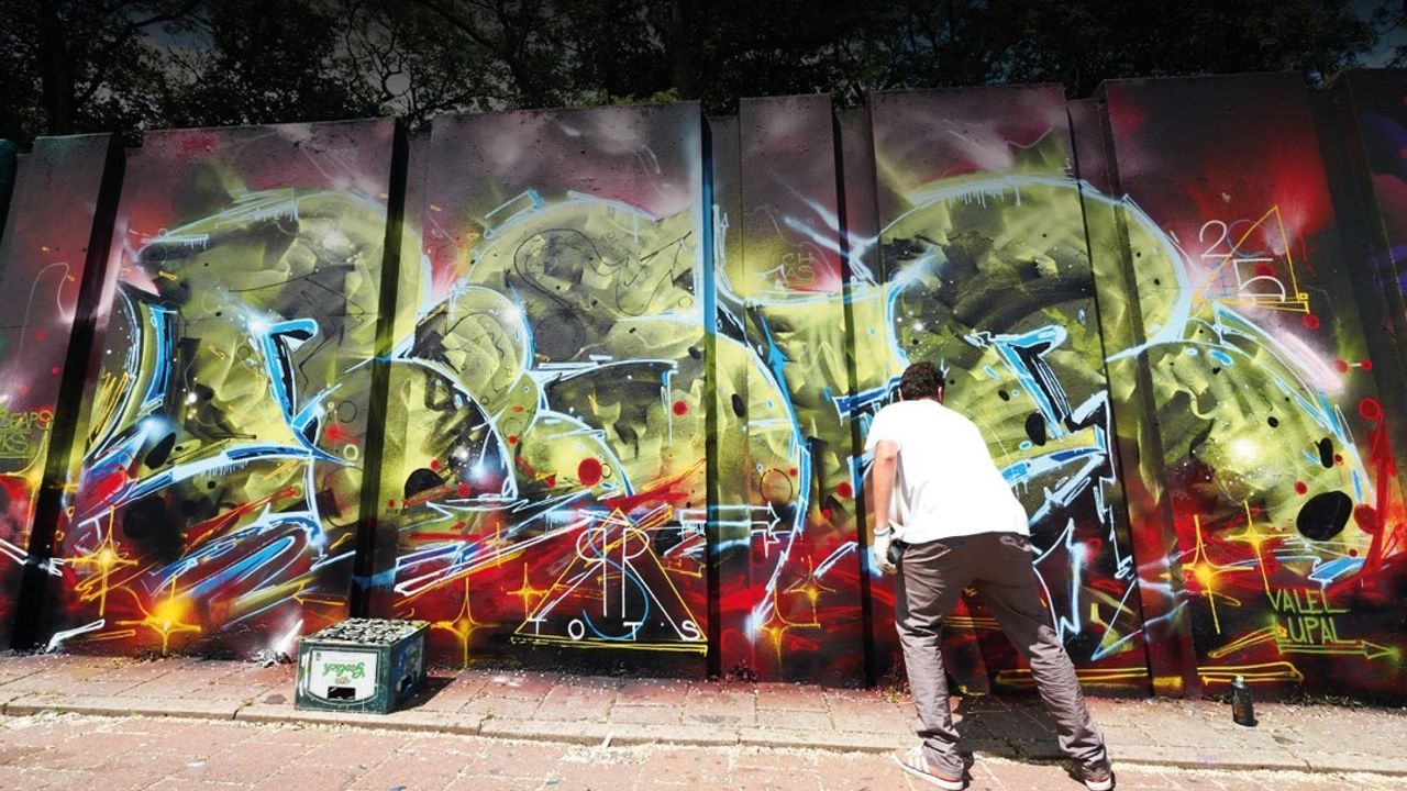 Internationaal graffitifestival 'Step in the Arena' een week lang te zien in de Berenkuil