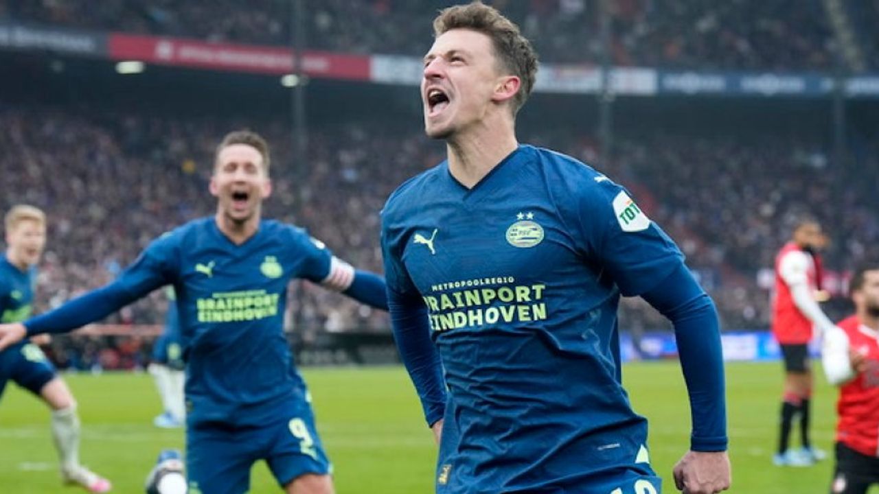 'PSV is beloond voor de moedige keuzes van Bosz'