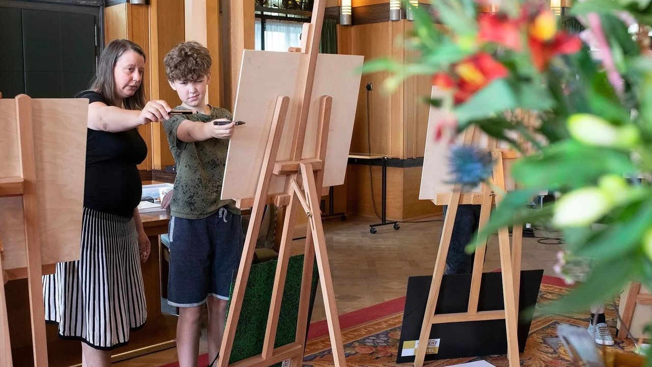 Nuenen is onder jonge tekenaars op zoek naar 'De Nieuwe Vincent'