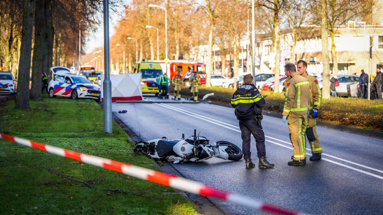 Motorrijder overlijdt door ongeluk met politieauto