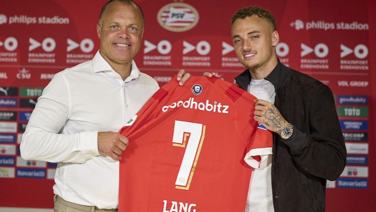 PSV haalt Noa Lang binnen: 'Ik ben hongerig naar prijzen'