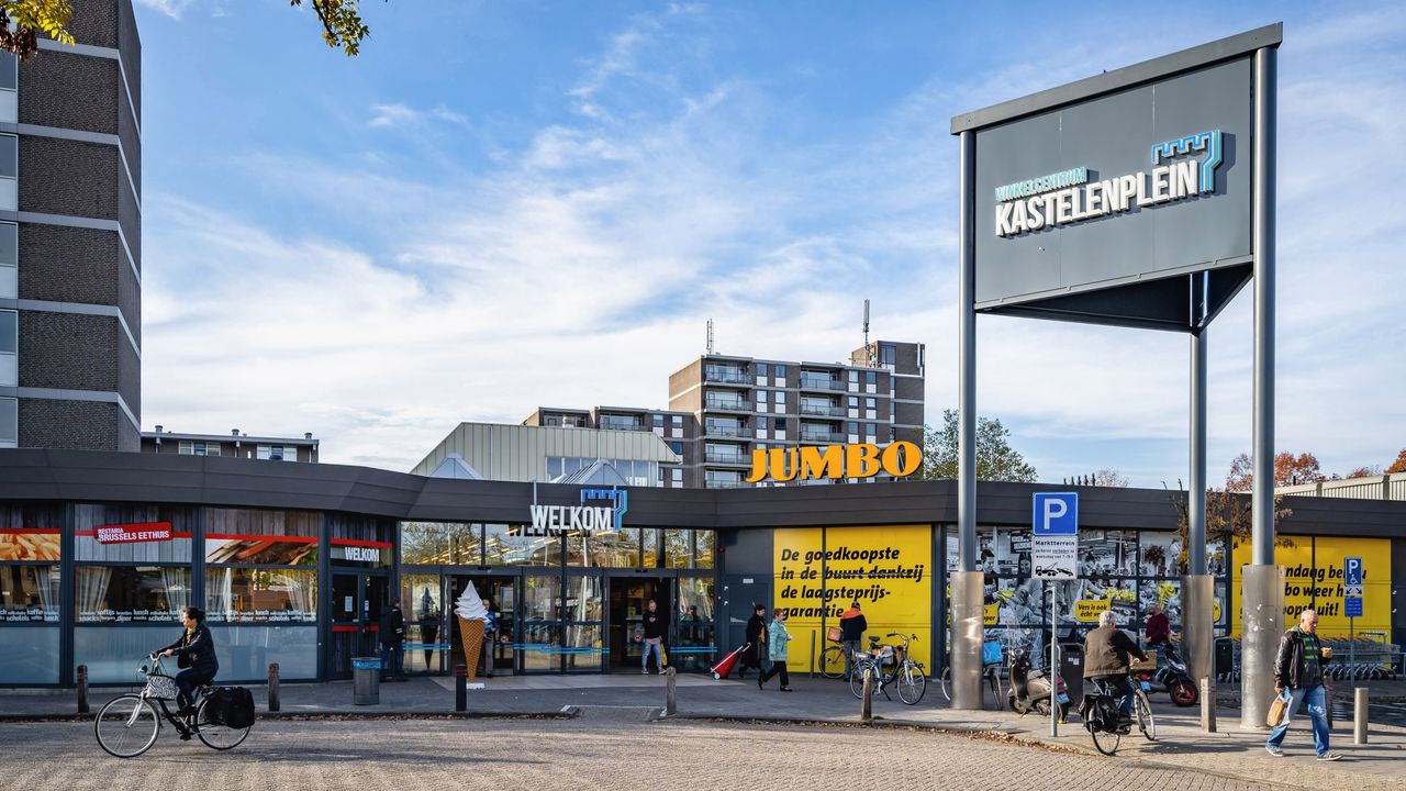 Eindhoven wil er minimaal 800 woningen bij op Kastelenplein