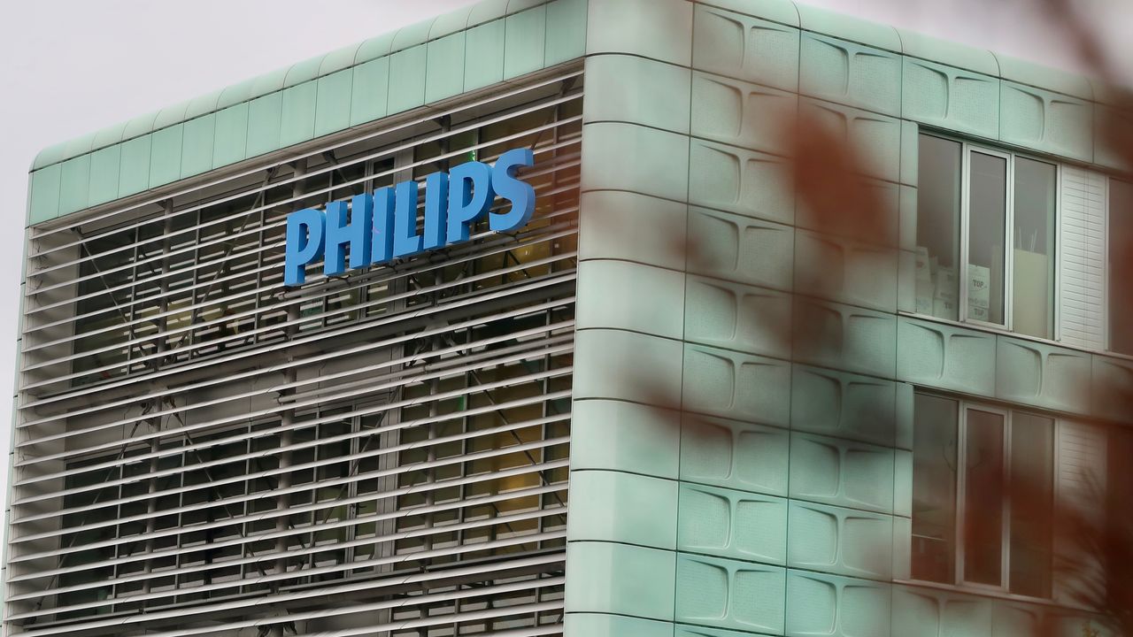 FNV niet blij met Philips: ‘Managers zijn selectief aan het shoppen’