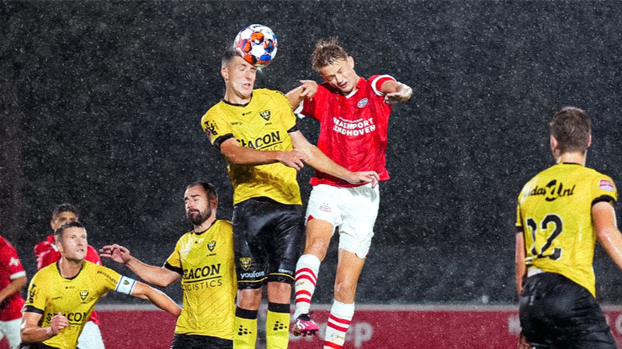 Jong PSV houdt punt over aan waterballet tegen VVV-Venlo