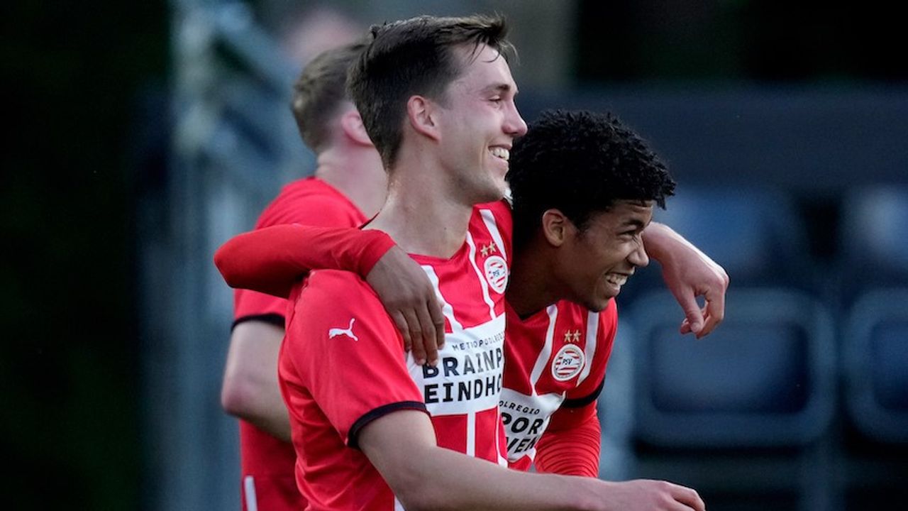 Jong PSV eindigt seizoen met gelijkspel tegen FC Dordrecht