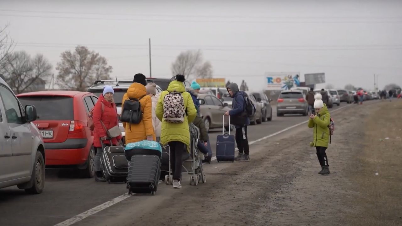 Chiel haalt 50 vluchtelingen op in Polen