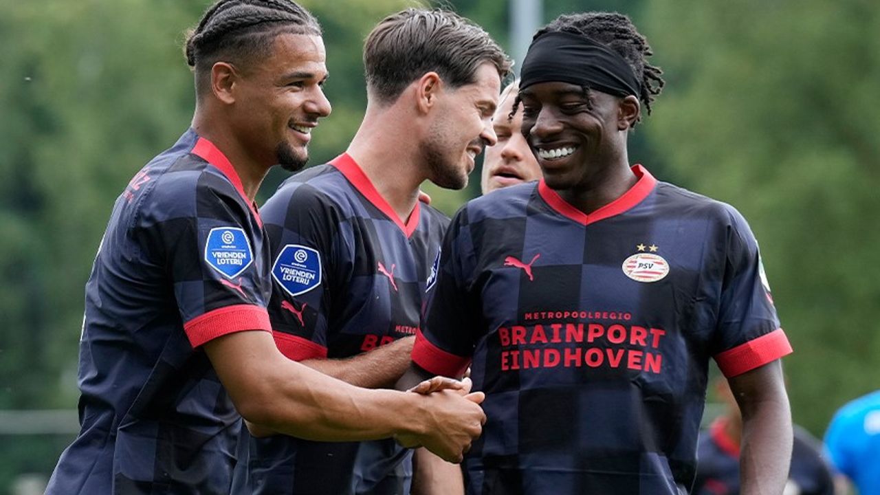 PSV wint met ruime cijfers van Duitse tegenstander