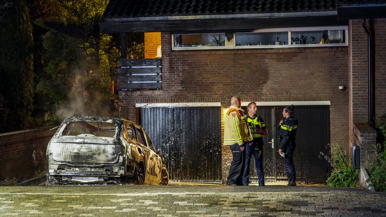 Meerdere autobranden in Eindhoven, ook schade aan huis