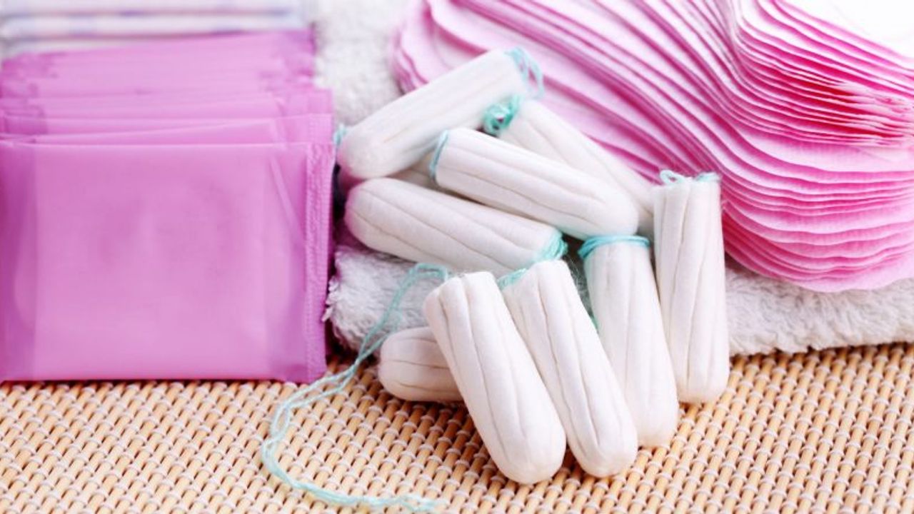 Toiletten op het SintLucas voorzien van gratis menstruatieproducten