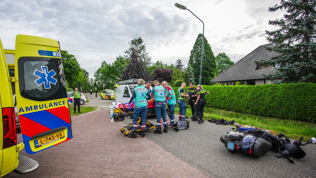 Scooterrijder ernstig gewond door aanrijding in Nuenen
