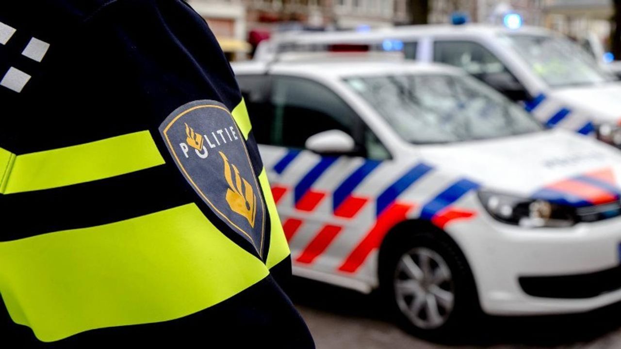Documenten met persoonsgegevens gestolen uit politieauto