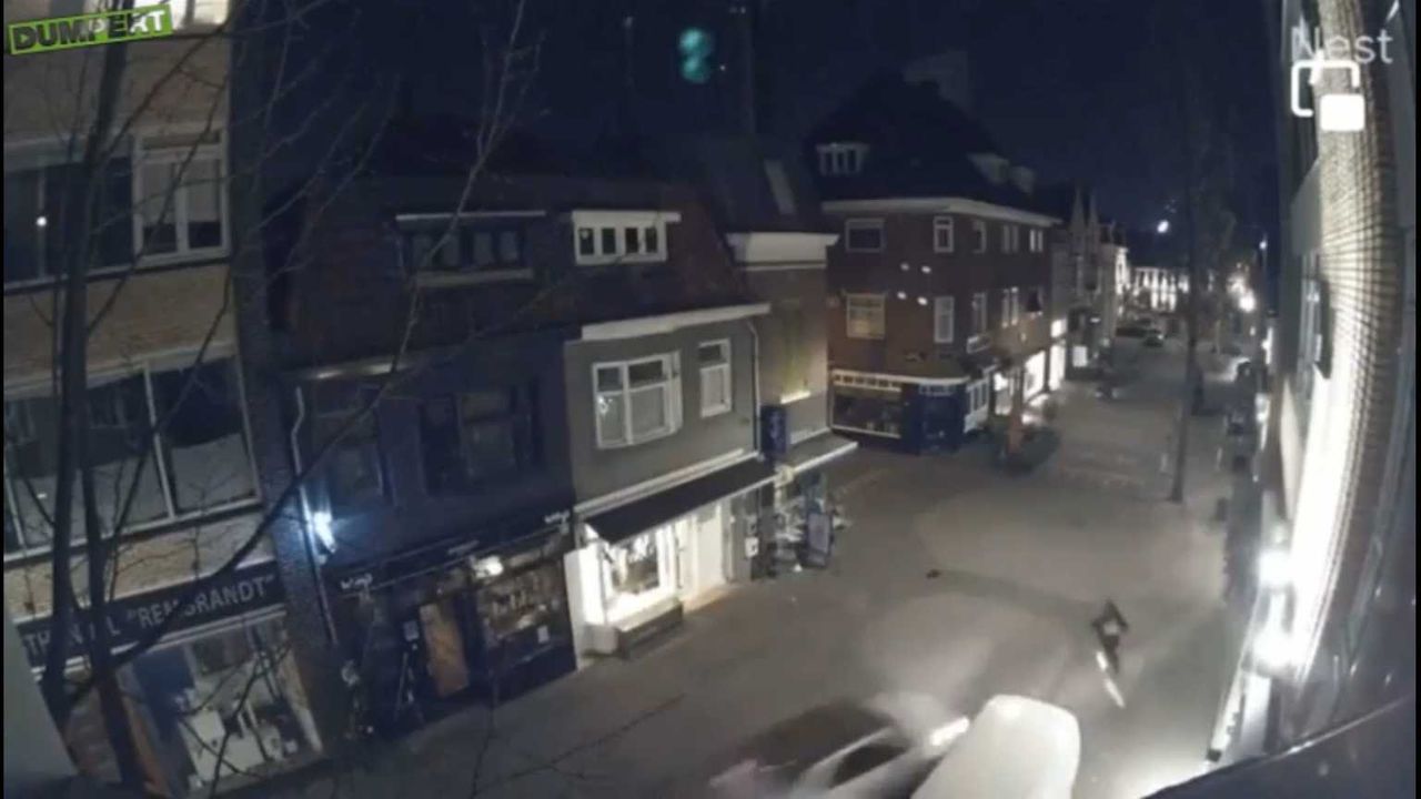 Automobilist rijdt in op man in centrum Eindhoven: 'Hij had me mishandeld'