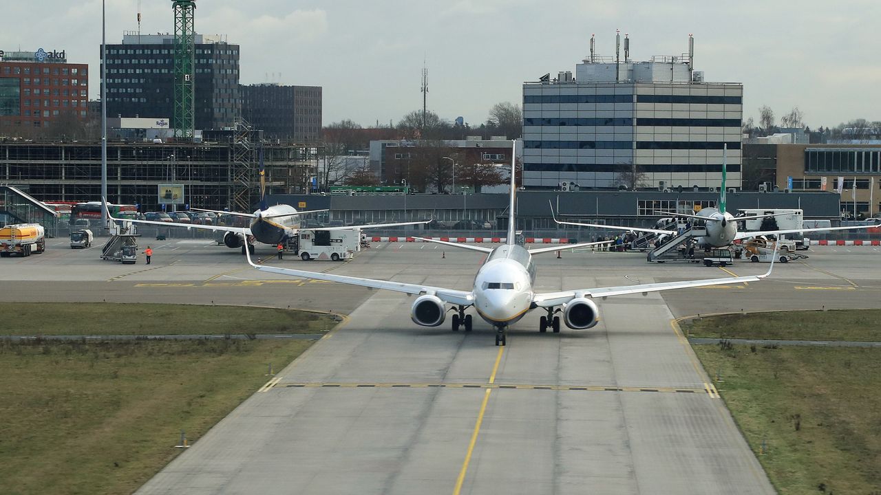 PvdA stelt vragen over ‘vreemde cijfers’ van geluidshinder Eindhoven Airport