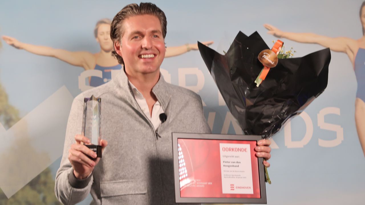Oeuvre Award voor Pieter van den Hoogenband tijdens Sportawards