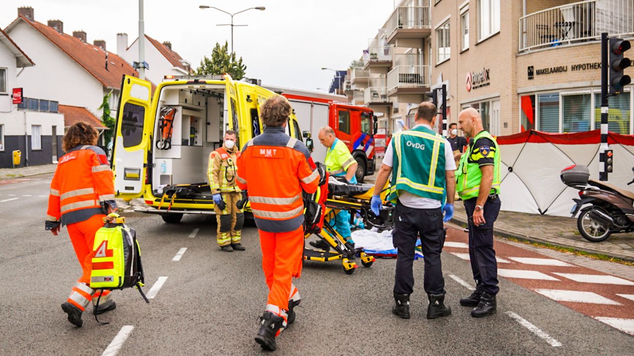 Politie zoekt getuigen zwaar verkeersongeluk in Eindhoven