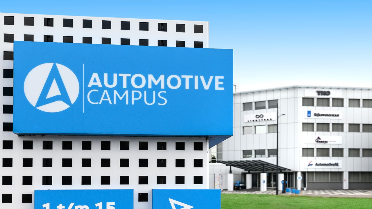 Verkoop Automotive Campus Helmond van de baan