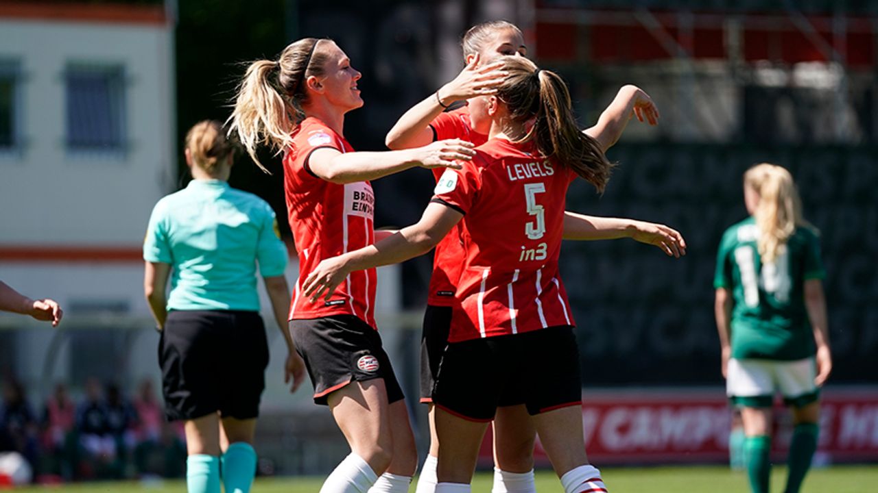 PSV Vrouwen boekt zege op Feyenoord