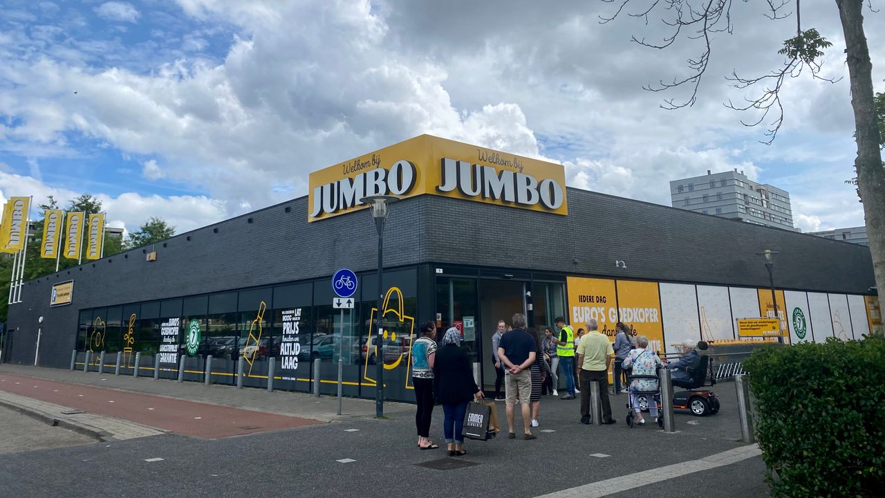 Jumbo in winkelcentrum Woensel ontruimd vanwege 'veiligheidsrisico'