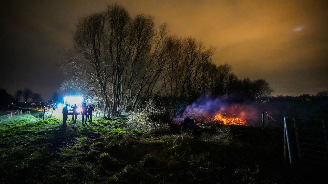Brandweer op pad voor brand in buitengebied Nuenen