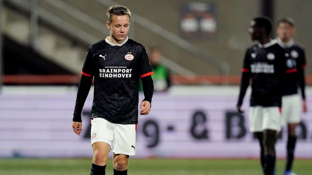 Mathias Kjølø ruilt Jong PSV in voor avontuur bij FC Twente