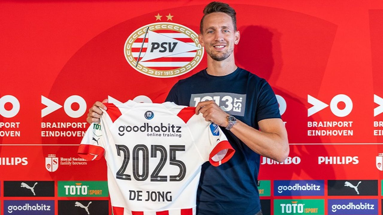 PSV haalt Luuk de Jong definitief terug naar Nederland