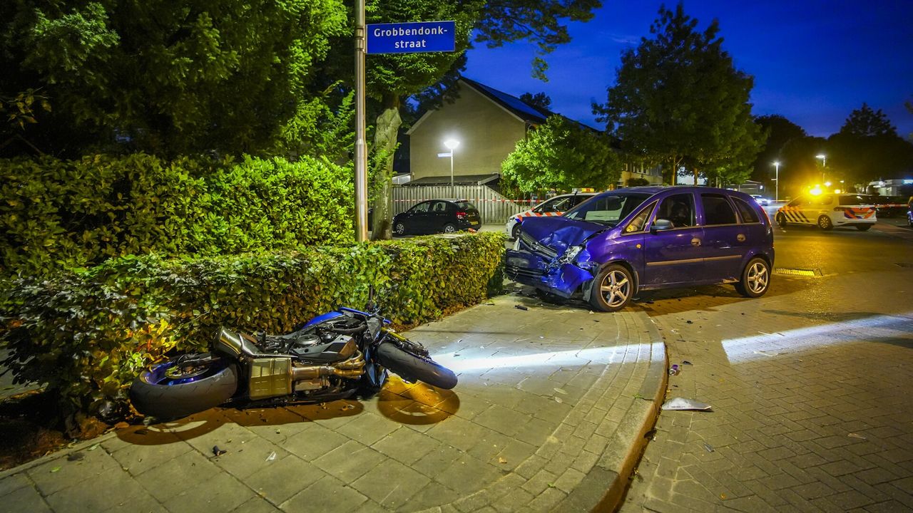 Motorrijder raakt zwaargewond bij botsing met auto in Eindhoven