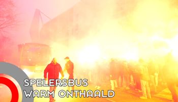 Spelersbus PSV onthaald